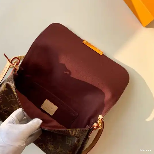 PM Louis Vuitton Favorite 0613